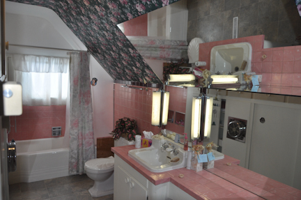 Upstairs Bathroom